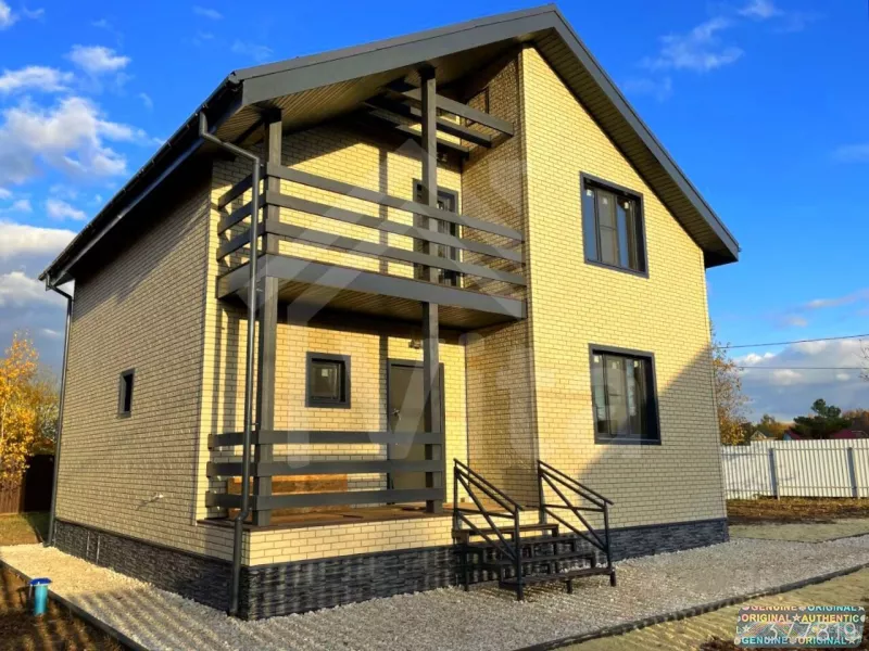 Зимний каркасный дом 8х8 1.5 этажа с балконом