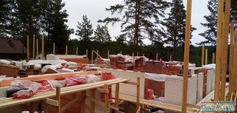 Каменщик, кладка газобетона, кирпича